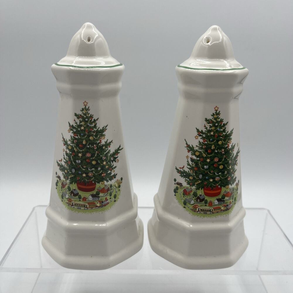 Pfaltzgraff CHRISTMAS TREE Holiday Heritage Salt Pepper Shaker Set USA, Pre-own